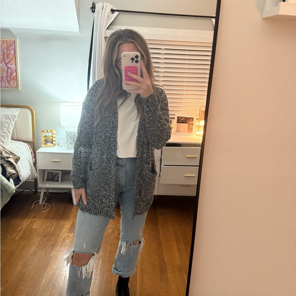American Eagle Cardigan